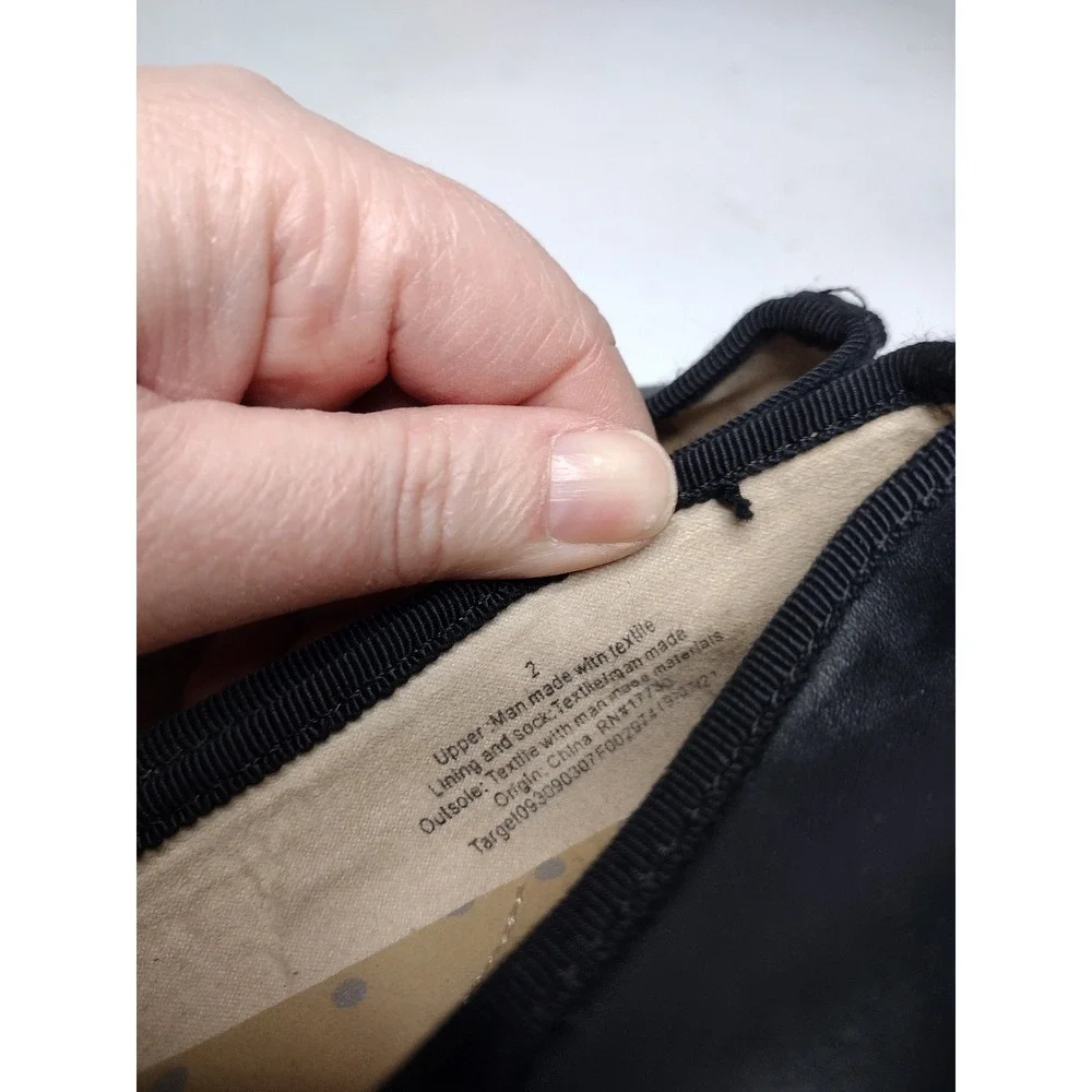 Cat and Jack Girls Black Ballet Flats with‎ Bow Size 2